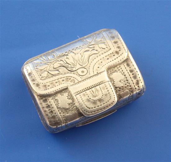A George III silver vinaigrette modelled as a satchel, 1in.
